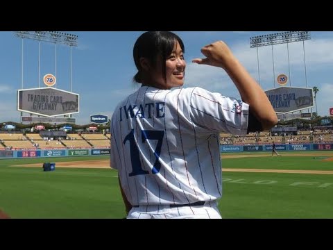 【タイトル】 大谷翔平と同じ「17」を背負った16歳…ドジャースタジアムで魂の一球⚾️🔥#大谷翔平 #寺本悠里 #花巻東 #ドジャース #佐々木朗希 #始球式 #女子野球 #高校野球 #MLB #野球