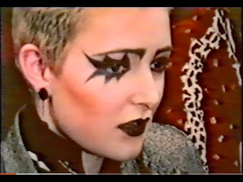 Siouxsie and the Banshees - 1983 interview with Michael Moorcock