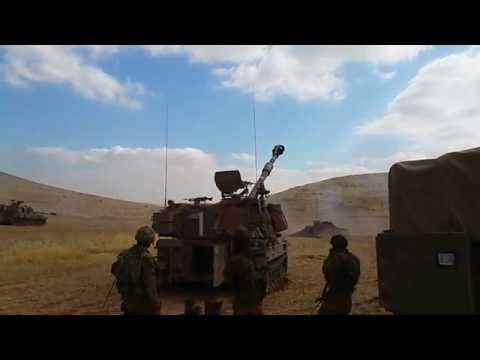 M109 Self-propelled gun slow motion shooting