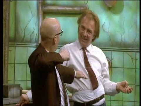 Bottom Live: Weapons Grade Y Fronts Tour Part 1