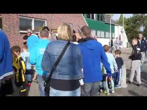 Sky en de voetbalwedstrijd in Koedijk met zijn club VV Berdos uit Bergen