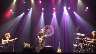 Adrian Belew. Dinosaur en vivo