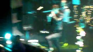 Kids In Glass Houses - Hunt The Haunted