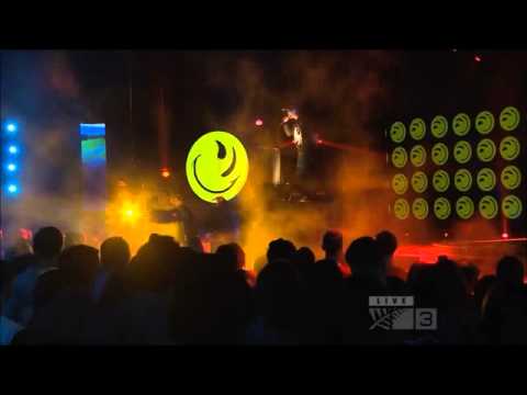 Beau Monga - Happy/Drop It Like It's Hot/Beat It (The X Factor NZ 2015) [Live Show 2]