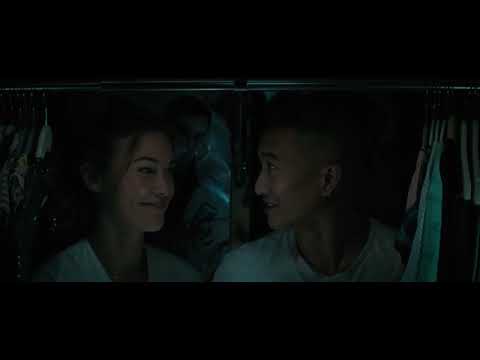 Justin x Riley - Sloppy Makeout Vibes between Justin and Riley - "Games Night" The Lake S01E02