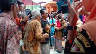 Download lagu Mnymbut bu pati pemalang di desa cawet mp3