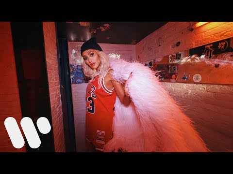 Maya diab taqa egabiya official music video مايا دياب طاقة إيجابية