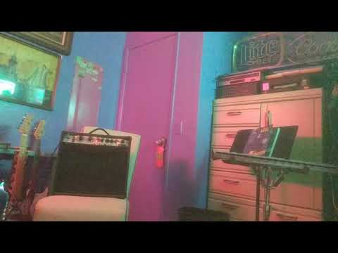 peavey vypyr vip 1 bass and drum machine review