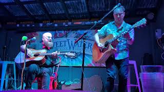 Angie Aparo with Will McCranie - Spaceship (acoustic live) Southbound Smokehouse