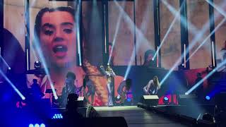 Brutal actuación LOLA ÍNDIGO medley &quot;MUJER BRUJA &amp; YA NO QUIERO NÁ&quot; #OTHastaPronto