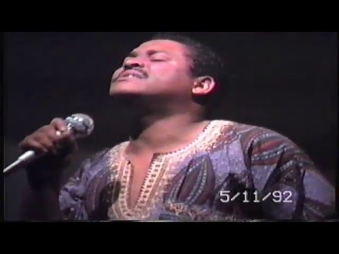 Jeffrey Walker Sings Your Face Off