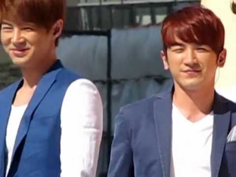 120505 Shinhwa Junjin Eric Minwoo MC Cam