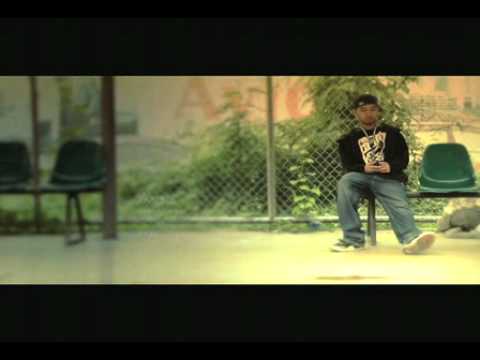 Loonie's XXX music video   Konektado