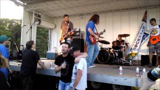 Chuck Sings ACDC with Cold Filtered in Pleasant Hill, Iowa