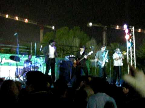 Man at C & A + Gangsters - Neville Staple (The Specials) Live in Dubai 2009