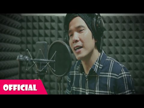 Thể hiện bởi Hồ Quang 8