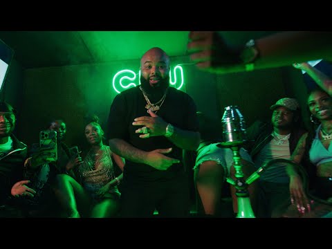 TNE Jaypee - "Young & Turnt” (Feat. Nikki Natural)[Official Music Video]