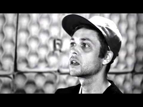 Sin Fang sagan á bakvið lagið (young bouys)