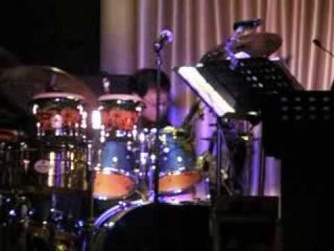 Dino Fiumara Live in SINGAPORE 2010 (Short clip) Videos from Bellini Jazz Club