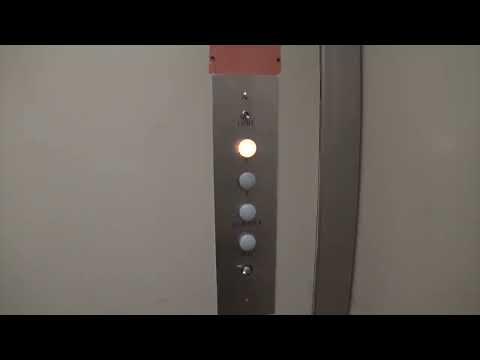 Hadfield Traction Elevator @ Banksville Plaza in Pittsburgh, PA