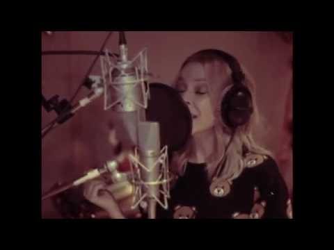 Videoclip de I'm Gonna Be Warm This Winter — Kylie Minogue