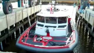 preview picture of video 'Lewes Fire Department Fire/Rescue Boat Launching'
