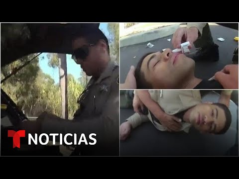 , title : 'Un policía sufre por error una sobredosis de fentanilo | Noticias Telemundo'