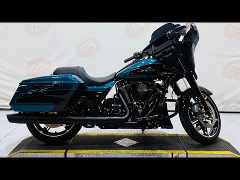 2026 Street Glide® FLHX