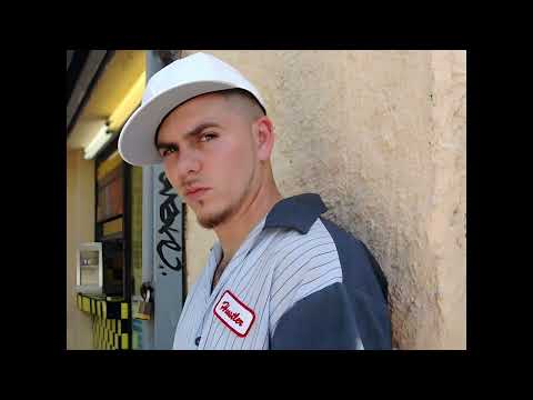 DJ Ideal & DJ Rob'n - Memorial Day Takeover (Hosted by Pitbull) (2004)