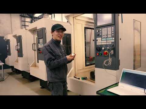 ものつくり大学情報メカトロニクス学科・マシニングセンタ