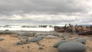 preview picture of video 'Lake Superior Whitefish Point Foghorn'