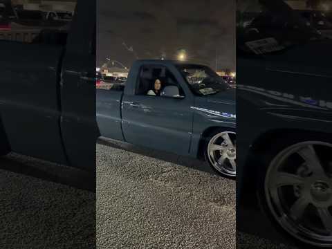 Que Chula Chevy Tumbada 😍 #trokas #trokiando #takuache #droppedtrucks #loweredtrucks #chevy #nbs