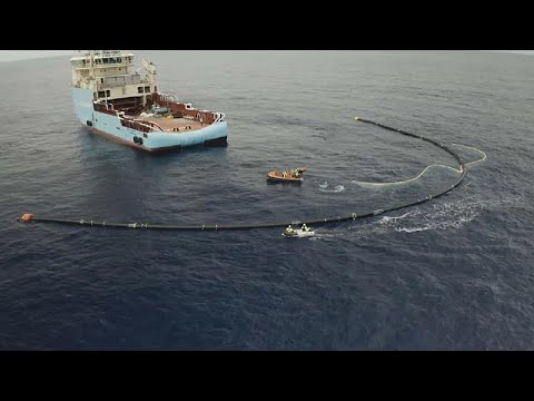 Mit 600 Meter langem Staubsauger: Dänen fischen Müll aus dem Pazifik
