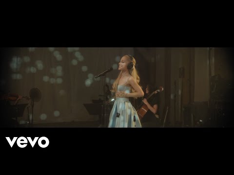 Ariana Grande - Daydreamin' (Live from London)