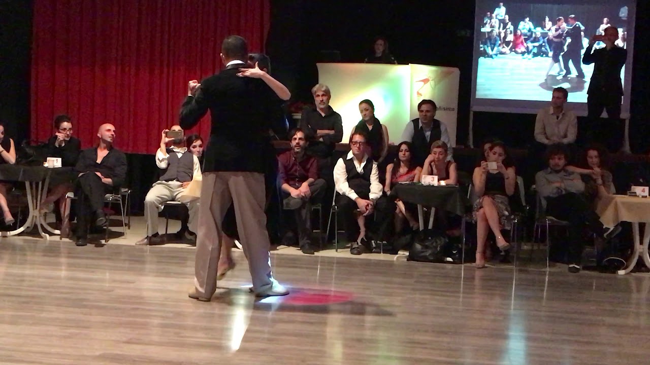 Mirella & Carlos Santos David 2/4