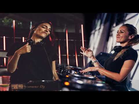Deborah de Luca & Amelie Lens Mix