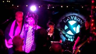 Lene Lovich Band - Momentary Breakdown/I Think We're Alone Now - Live at Exeter Cavern 25.03.2013
