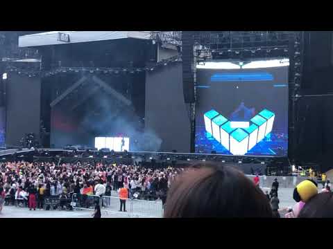 BTS Love Yourself: Speak Yourself, Wembley 190601: Singularity