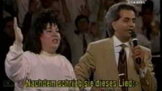 Benny Hinn - healing miracles 10/13