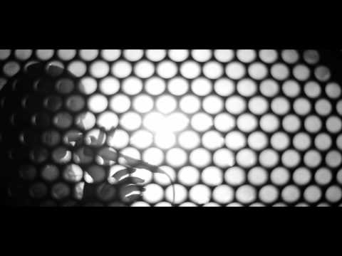 Sister Crayon-I'm Still The Same Person