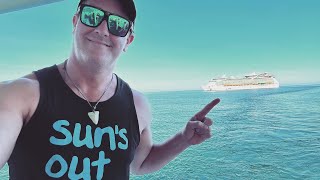 Navigator of the Seas Cruise Vlog | DAY ONE | DRINKS | FOOD! #navigatoroftheseas #royalcaribbean
