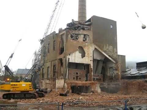 Abrissbirne zerlegt VEGRO in Kirschau / 3