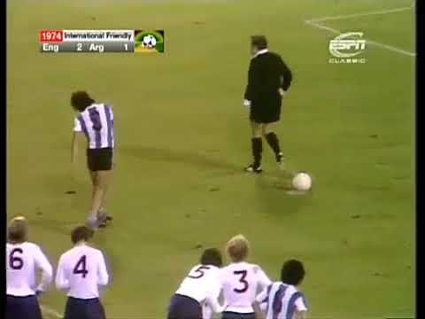 Gol de Mario Alberto Kempes "El Matador" de Penal a Inglaterra en Wembley