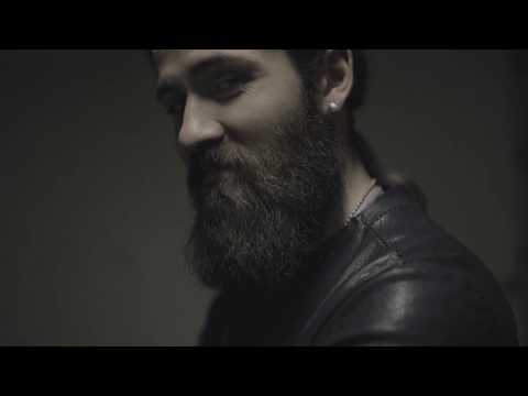 LEONID YAKUSHEV SS19 BACKSTAGE