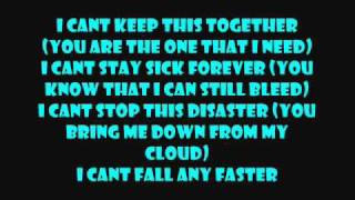 Yellowcard Cut Me, Mick lyrics on the screen