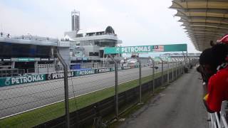 preview picture of video 'F1 Sepang Malaysia Grand Prix 2013 - V8 Pure Sound'