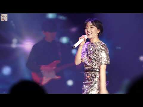 [직캠][4K 60P] 윤하 - 1,2,3, 혜성, 비밀번호 486 [181229 답장 콘서트]