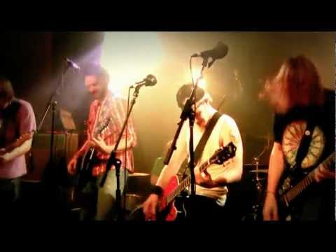 Nape ft. MILFShake - Dino @ Café la pêche, Montreuil, France