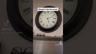 Download lagu Bread in the fire oven #bbq #rotisserie #grill #chicken mp3