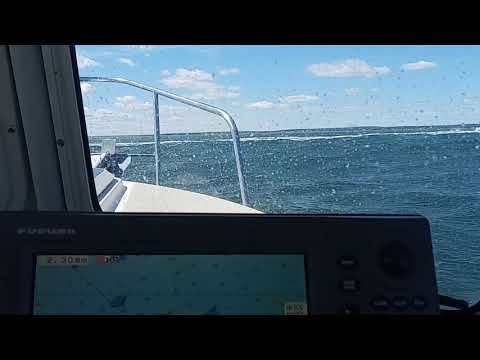 22' C-DORY Rough water Fisher Island NY